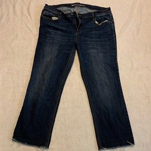 Old Navy Ankle Jeans size 16